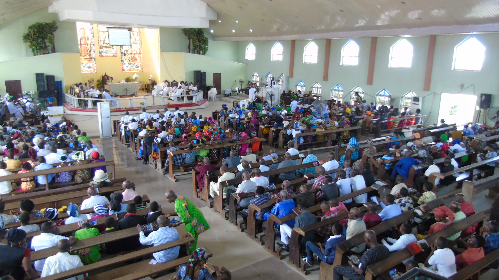 Worshiping Christ in the Cathedral of Makurdi, Nigeria.